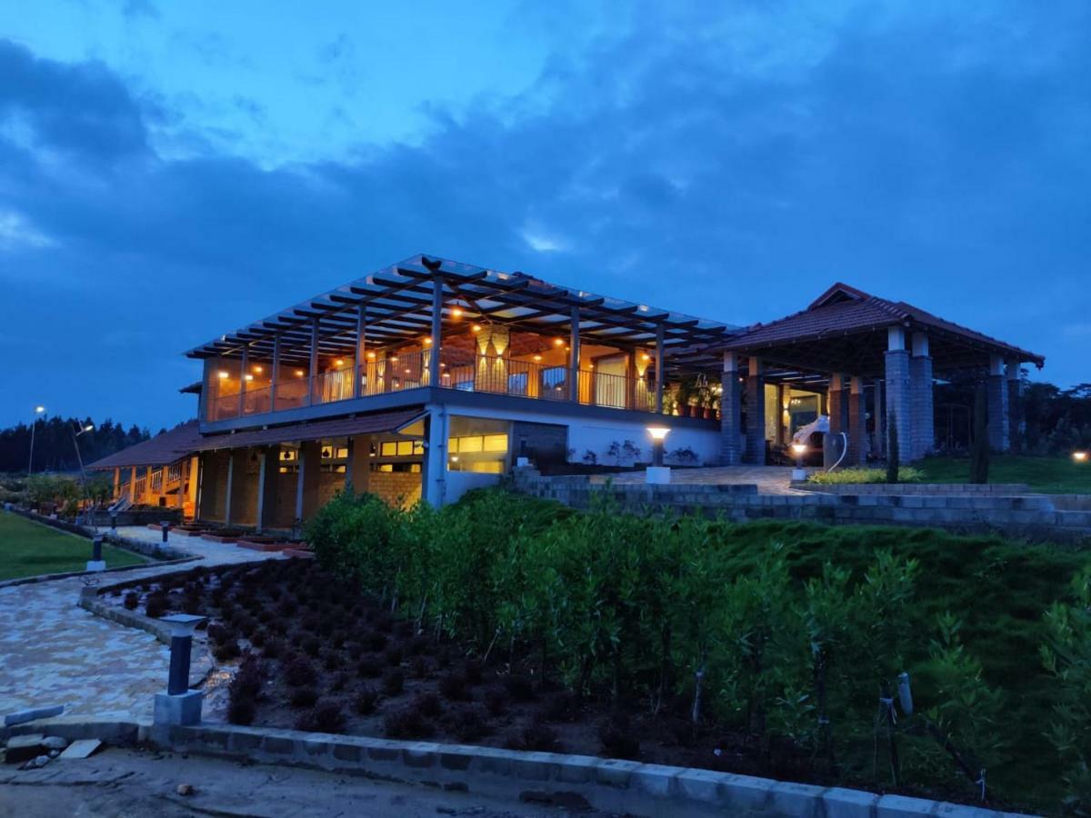 فندق Biranji Aqua Retreat Chikmagalūr المظهر الخارجي الصورة