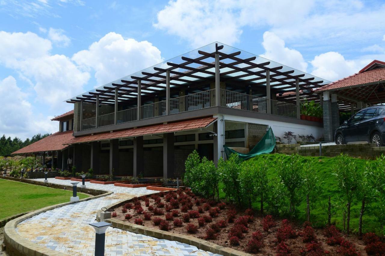 فندق Biranji Aqua Retreat Chikmagalūr المظهر الخارجي الصورة
