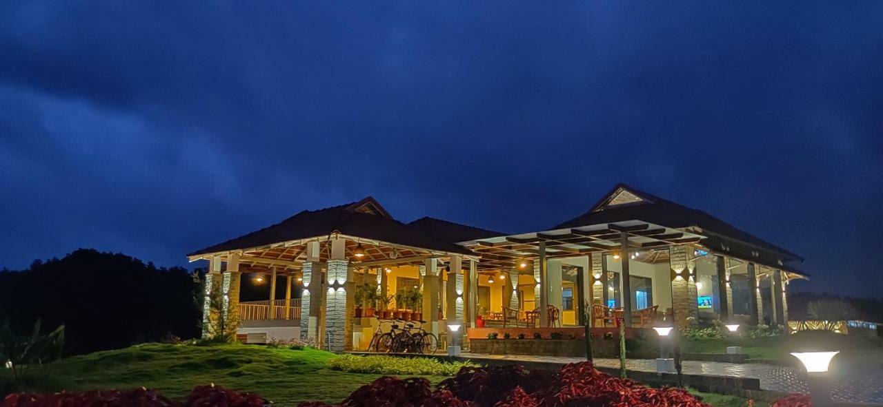 فندق Biranji Aqua Retreat Chikmagalūr المظهر الخارجي الصورة